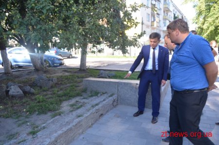 Житомирській міський голова пройшовся Київською та дав свої пропозиції з благоустрою