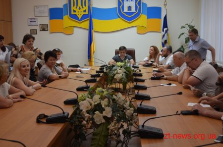 Виконком змінив своє рішення та дозволив продаж слабоалкогольних напоїв на День міста