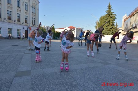 У Житомирі тренування з фігурного катання провели під відритим небом