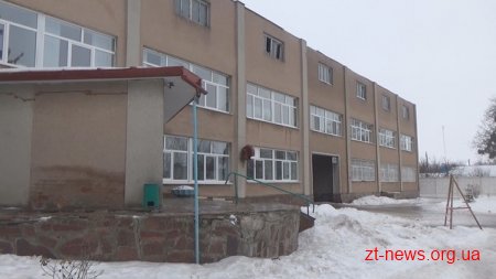 Для Чуднівської райлікарні харківські спеціалісти виготовили спеціальне медичне обладнання