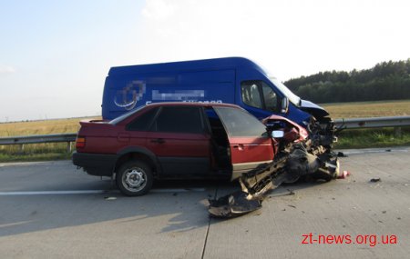 На Житомирщині зіштовхнулись два автомобілі