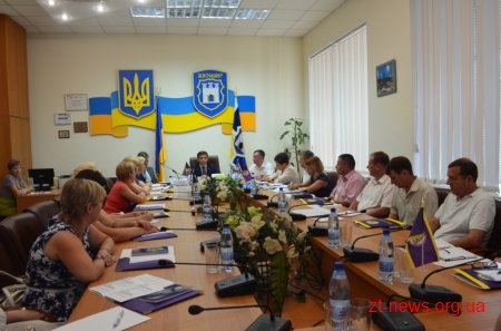 Профспілки мають підтримати медичних працівників у проблемі з виплатою їм заробітних плат