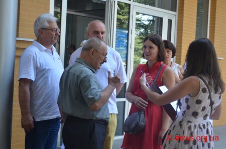На будинку колишнього Дворянського зібрання відкрили дошку Першому Незалежному українському театру