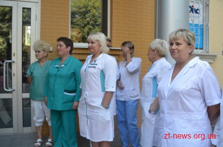 На будинку колишнього Дворянського зібрання відкрили дошку Першому Незалежному українському театру