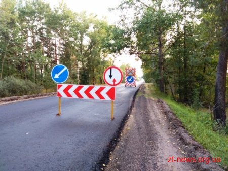 Ремонтні роботи на автодорозі Н-03 Житомир-Чернівці ведуться навіть у вихідні дні