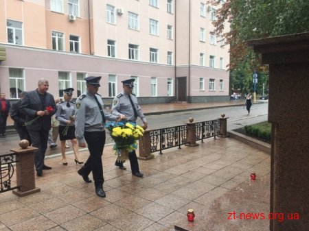 У Житомирі вшанували пам’ять правоохоронців, які загинули під час виконання службового обов’язку