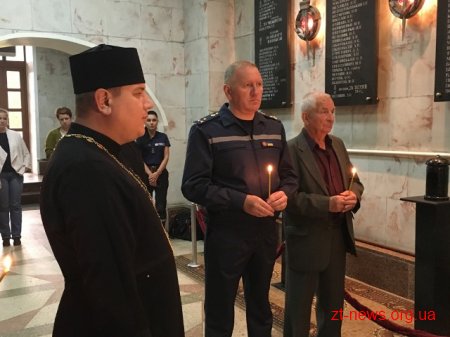 Житомирські рятувальники вшанували працівників, загиблих при виконанні службових обов‘язків