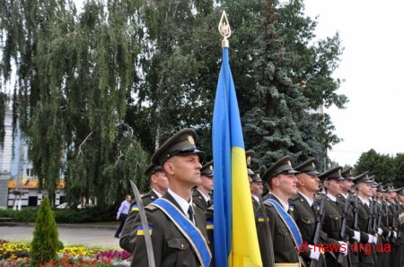 Вранці у Житомирі урочисто підняли Державний Прапор України