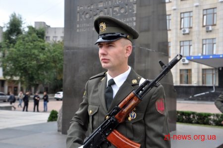 Вранці у Житомирі урочисто підняли Державний Прапор України