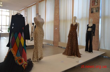 У Житомирі відкрили виставку «IN PROGRESS. Дрес-код України доби Незалежності»