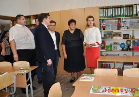 Марина Порошенко відкрила першу Медіатеку на Житомирщині
