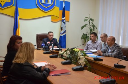 У міській раді відбулась друга робоча нарад щодо будівництва АЗС на проспекті Незалежності