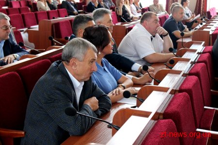 Депутати обласної ради протестували нову систему голосування