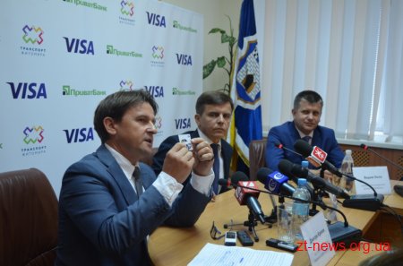 У Житомирському електротранспорті запровадили безготівкову оплату проїзду
