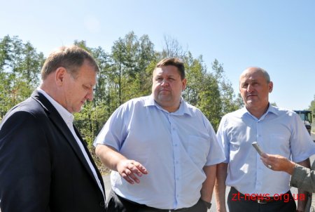 Ігор Гундич перевірив, як ремонтують дорогу Васьковичі – Шепетівка