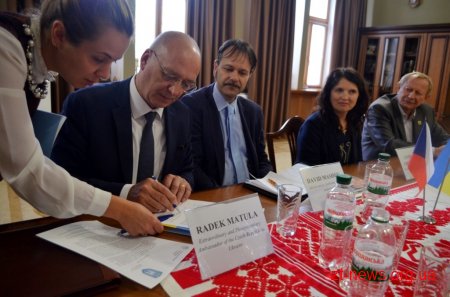 Житомир звернувся до міст Чехії щодо встановлення побратимських відносин