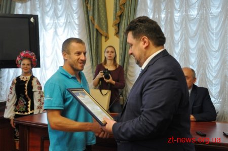Спортсмени Житомирщини отримали відзнаки до Дня фізичної культури і спорту