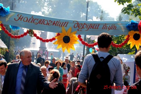 У Коростені відбувся ІХ Міжнародний фестиваль дерунів