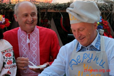 У Коростені відбувся ІХ Міжнародний фестиваль дерунів