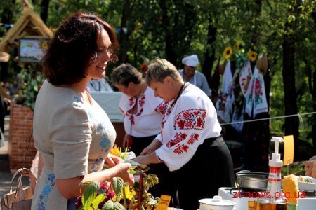 У Коростені відбувся ІХ Міжнародний фестиваль дерунів