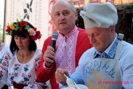 У Коростені відбувся ІХ Міжнародний фестиваль дерунів