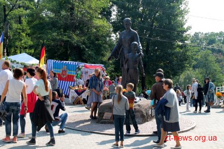 У Коростені відбувся ІХ Міжнародний фестиваль дерунів