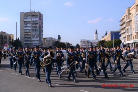 На майдані Соборному відбувся Третій Всеукраїнський фестиваль військових духових оркестрів