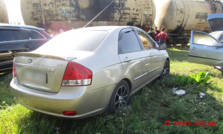 У Коростені чоловік підпалив 3 автомобілі