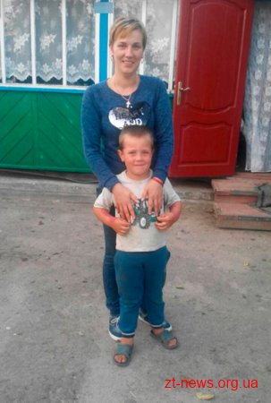 Зниклого 5-річного хлопчика знайшли за десяток кілометрів від дому