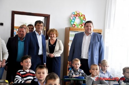 Ігор Гундич оглянув хід робіт з термосанації Романівської гімназії
