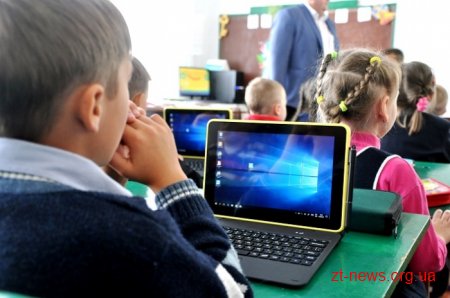 Ігор Гундич оглянув хід робіт з термосанації Романівської гімназії