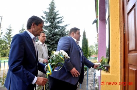 Ігор Гундич оглянув хід робіт з термосанації Романівської гімназії
