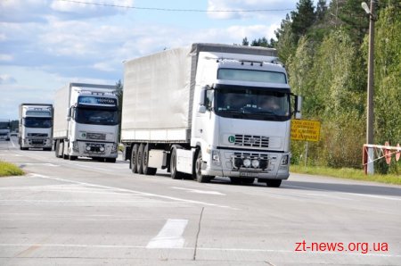 Голова Укртрансбезпеки оглянув роботу габаритно-ваговою комплексу на трасі Київ-Ковель