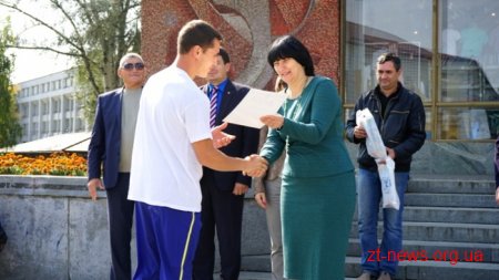 Житомирська молодь долучилася до всеукраїнського флешмобу, присвяченого Дню студентського спорту