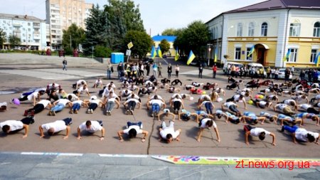 Житомирська молодь долучилася до всеукраїнського флешмобу, присвяченого Дню студентського спорту