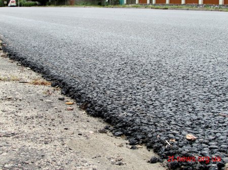 На трасі Житомир-Чернівці підрядник завершив ремонт 2,5 кілометрів дорожнього покриття