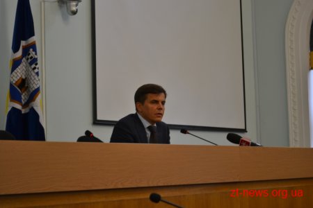 Медпрацівники перекрили вулицю Велику Бердичівську