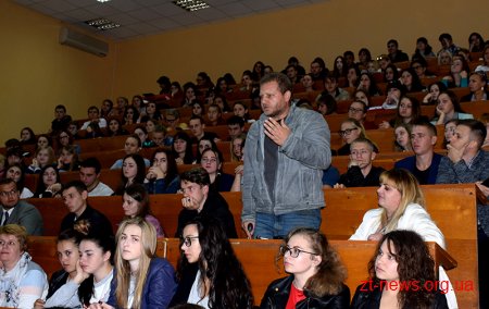 У Житомирі заступник Міністра молоді та спорту Олександр Ярема поспілкувався зі студентами