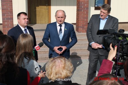 В одній з аптек Житомира виготовляють більше 100 видів препаратів та 15 видів косметичних засобів