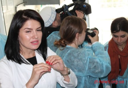 В одній з аптек Житомира виготовляють більше 100 видів препаратів та 15 видів косметичних засобів