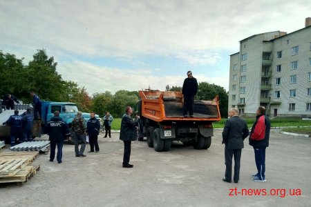У Бердичівському районі 8 бригад замінюють шифер