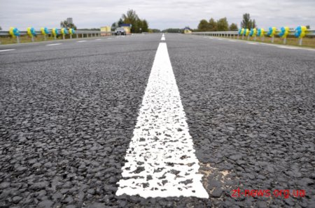 Поблизу Житомира відкрили рух через капітально відремонтовану дорогу державного значення