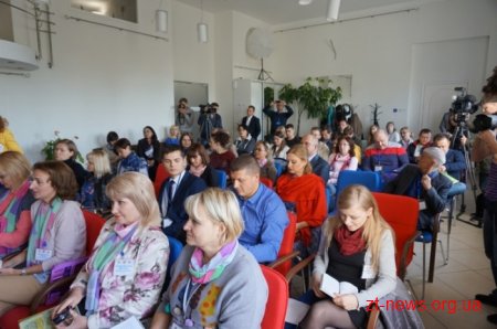 На всеукраїнському воркшопі Житомирщина презентувала подорожі поліськими садибами