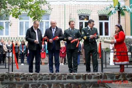 На Малинщині відкрили пам'ятник «мечу Колесова»