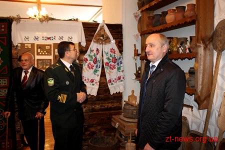 На Малинщині відкрили пам'ятник «мечу Колесова»