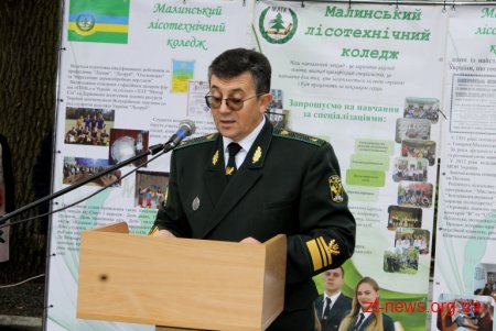 На Малинщині відкрили пам'ятник «мечу Колесова»