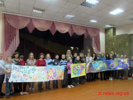 За грантові кошти від ОДА діти з особливими потребами навчаються образотворчому мистецтву
