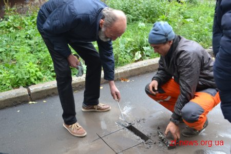 У Житомирі триває відбір зразків асфальтобетонного покриття