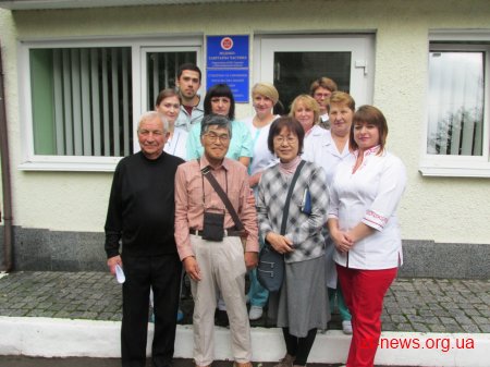 Японські благодійники вручили рятувальникам центрифугу для лабораторних досліджень крові