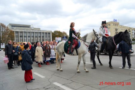 В Житомирі вдруге провели Покровське весілля